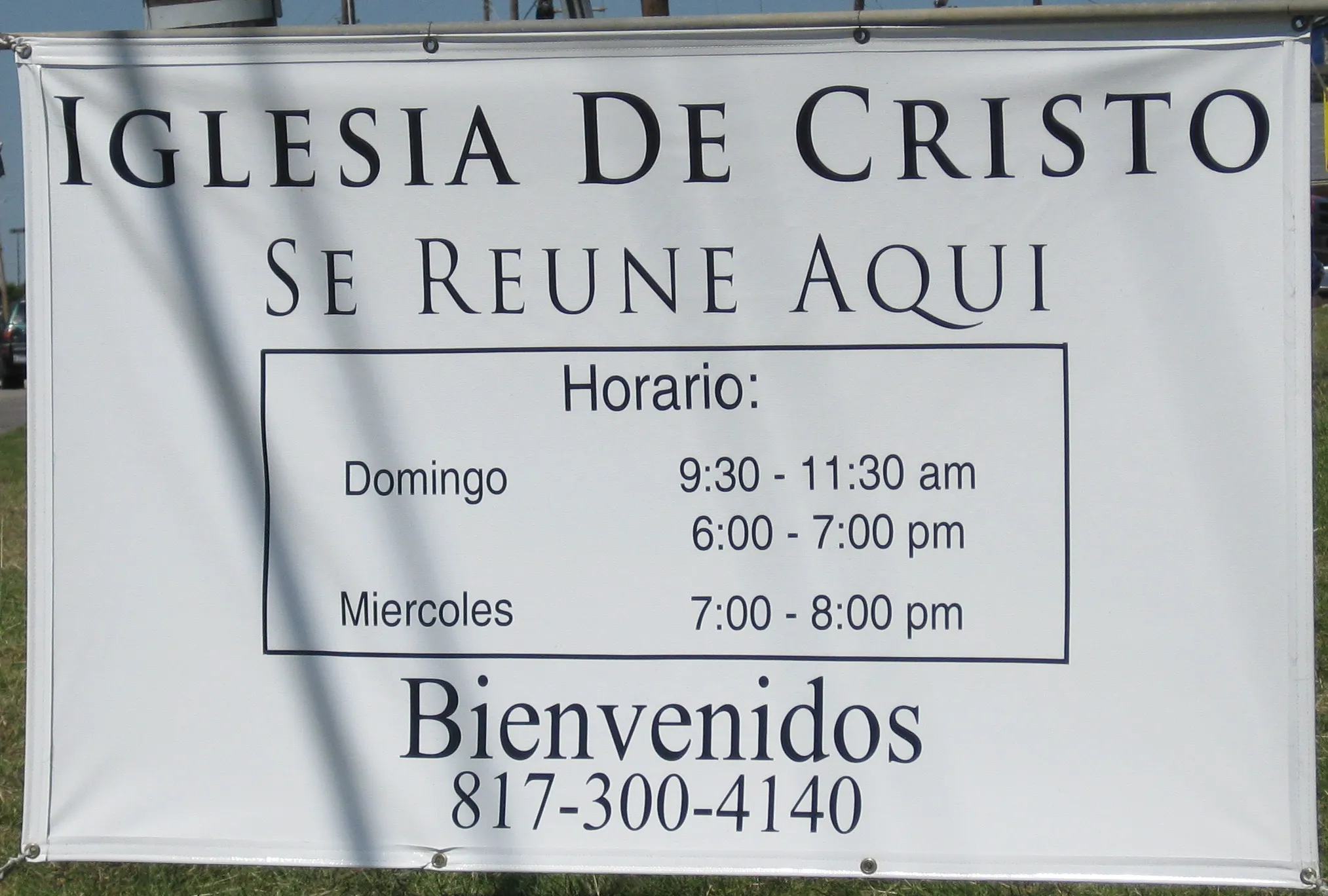 Spanish services sign